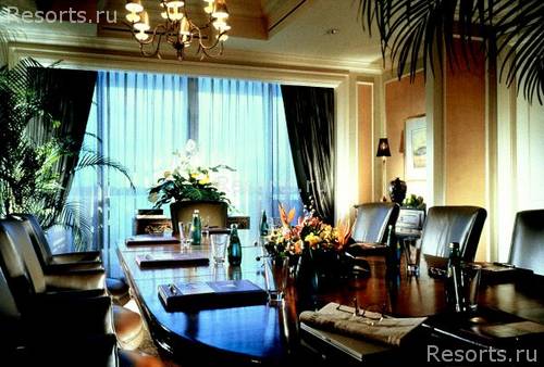 Swissotel The Stamford Singapore 10